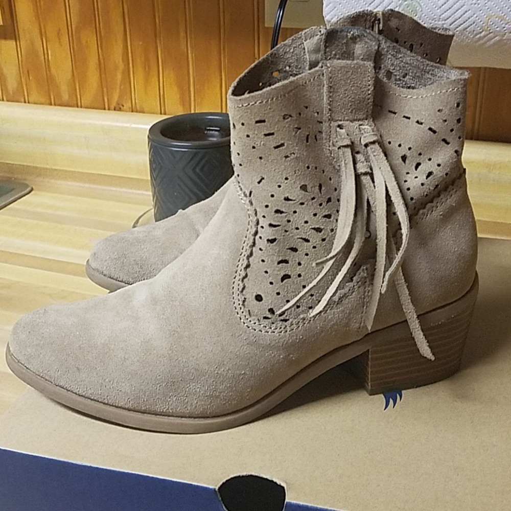 Booties - Picture 2 of 4